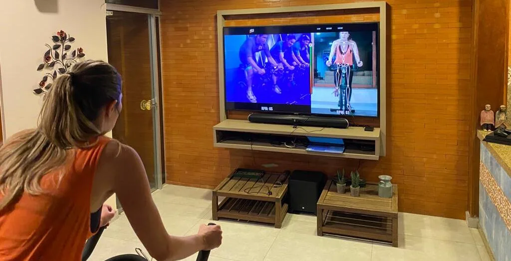 Manja a americana Peloton? Então conheça a capixaba Call4Fit