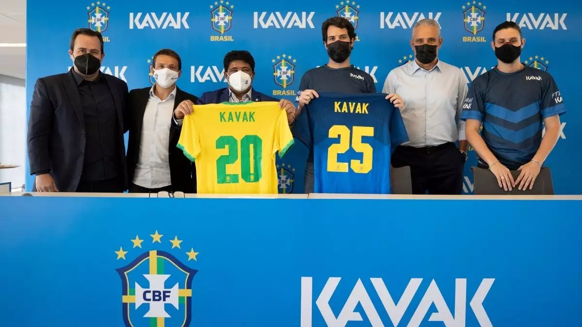 Foto dos executivos da Kovak e dirigentes da seleção brasileira de futebol - Startups