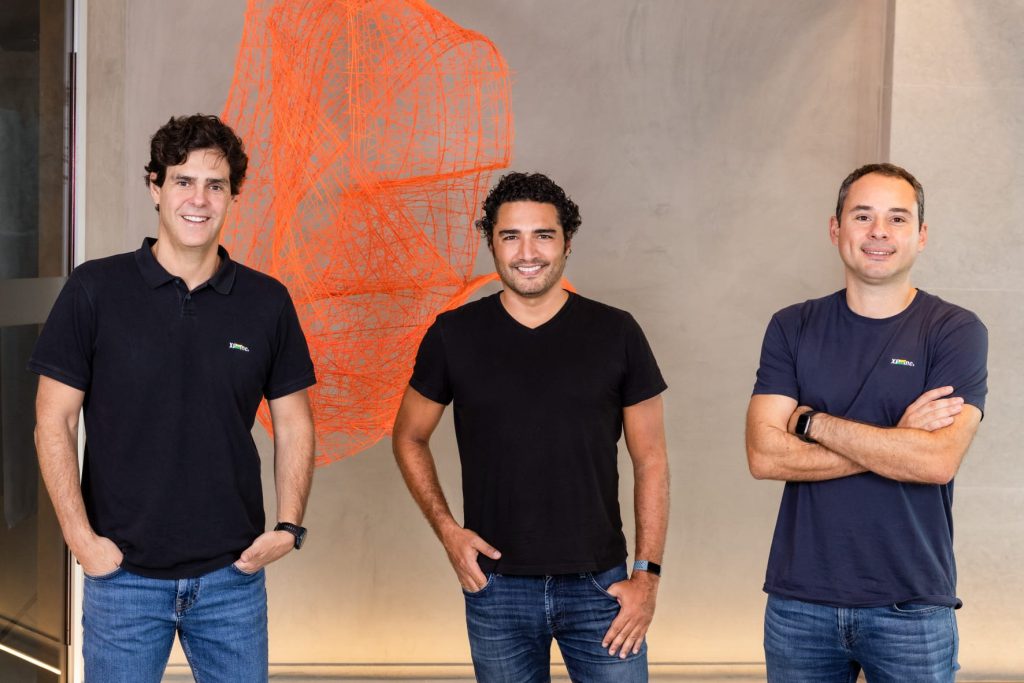 Foto do Guilherme Benchimol (XP), Romero Rodrigues e Thiago Maffra, sócios na Headline. XP e Headline | Startups
