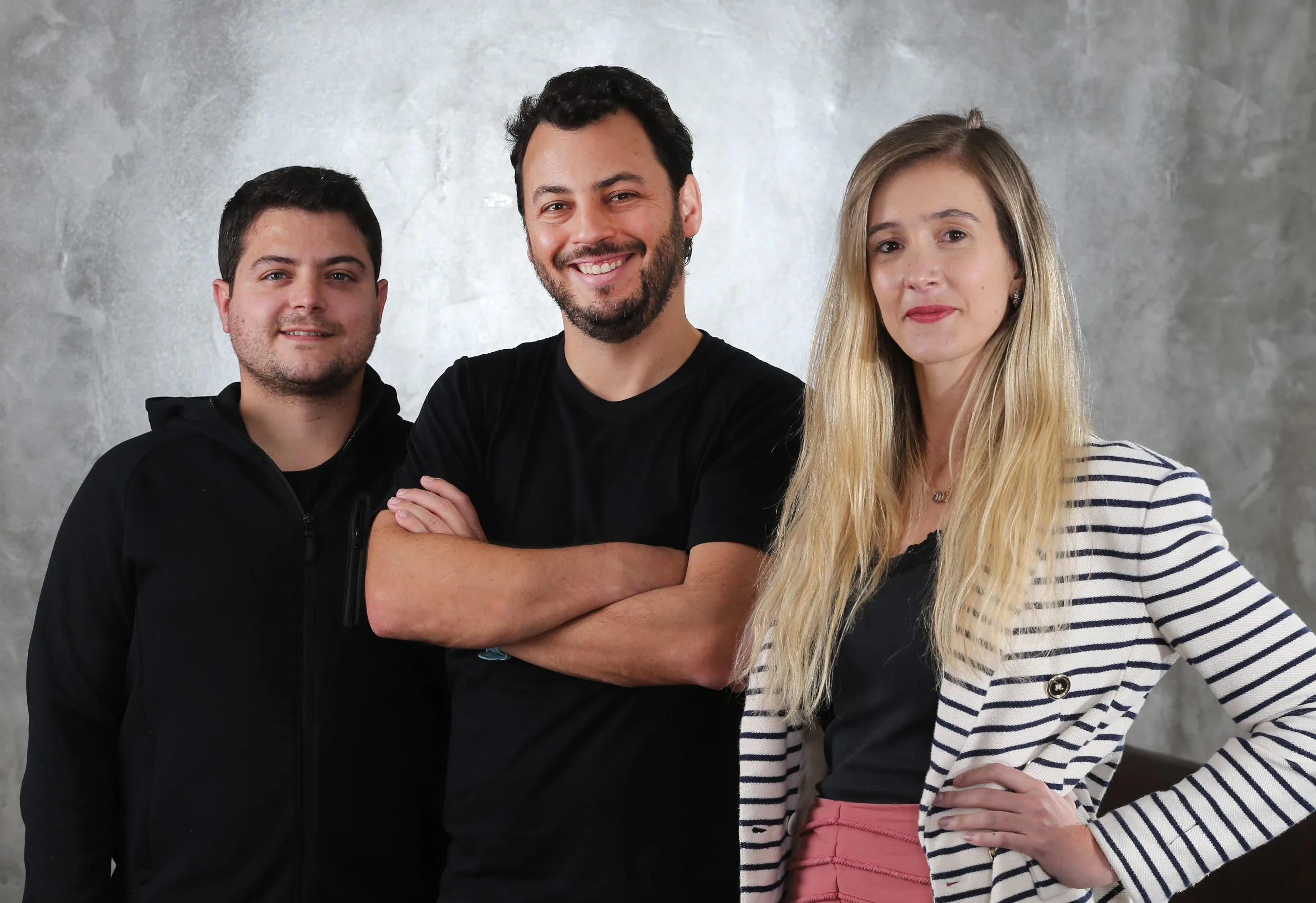 Foto dos cofundadores da Inventa, Fernando Carrasco, Marcos Salama e Laura Camargo - Startups