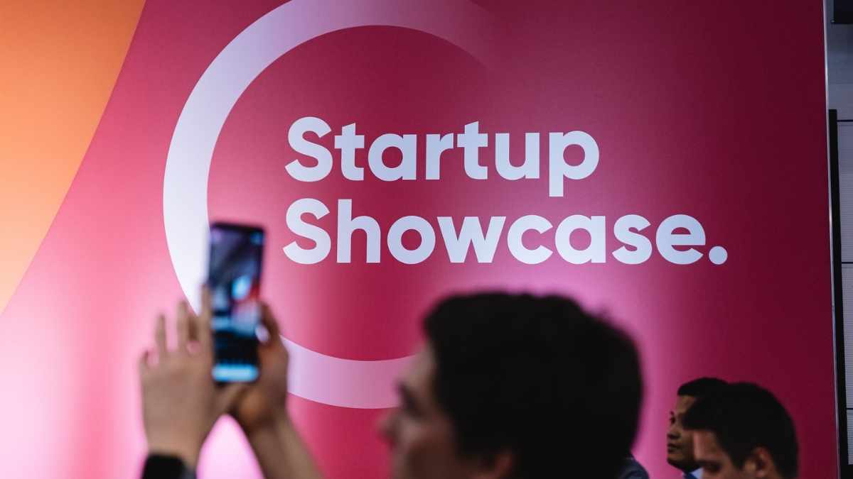 startup showcase web summit