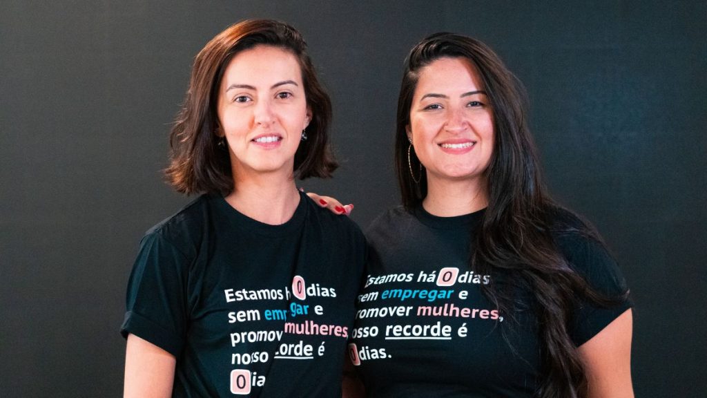 Fernanda Miranda e Jhenyffer Coutinho, fundadoras da Se Candidate, Mulher!