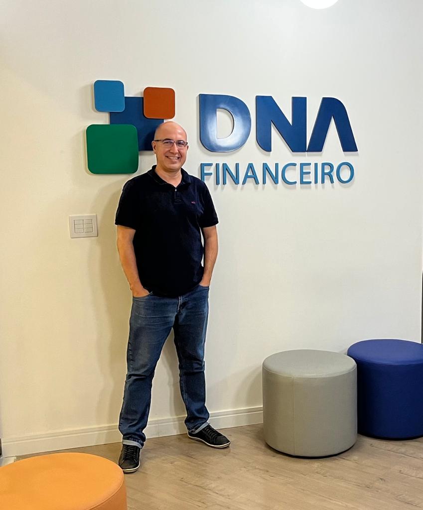 Danilo Gimenes, CEO da DNA Financeiro