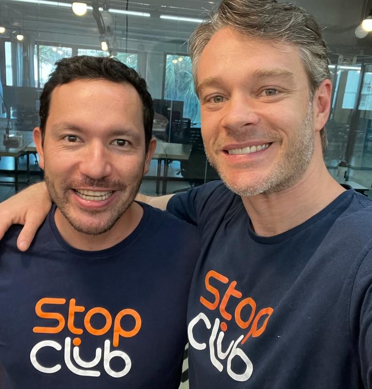 Pedro Inada e Luis Gustavo Neves, cofundadores e co-CEOs da StopClub (Crédito: divulgação).