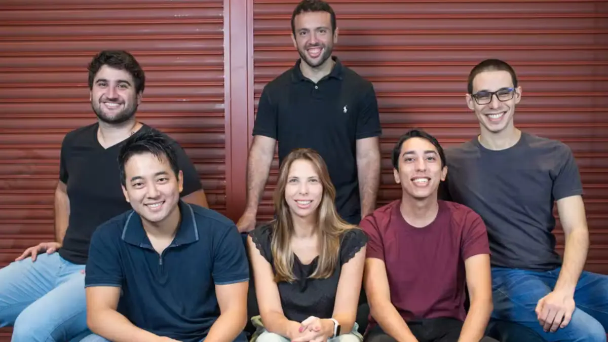 Sócios da Lexter.ai: Guilherme Delai, Pedro Jahara, Pedro Calderón, Lucas Kawazoi, Daniela Labella e Jean Peguim (Foto: Divulgação)